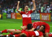 开云体育app-包含格鲁吉亚在场上展现出抢眼表现，取得胜利的词条