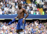 开云APP-足球与篮球的平行叙事，德里赫特爆发与巴拉圭单节拉开日本的战术启示