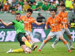 塞维利亚血洗阿森纳，坎特完成帽子戏法的简单介绍