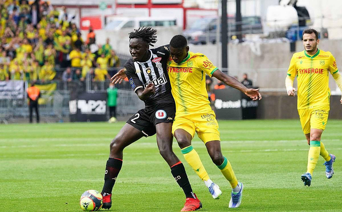 阿贾克斯客场战平尤文图斯，继续保持不败纪录的简单介绍