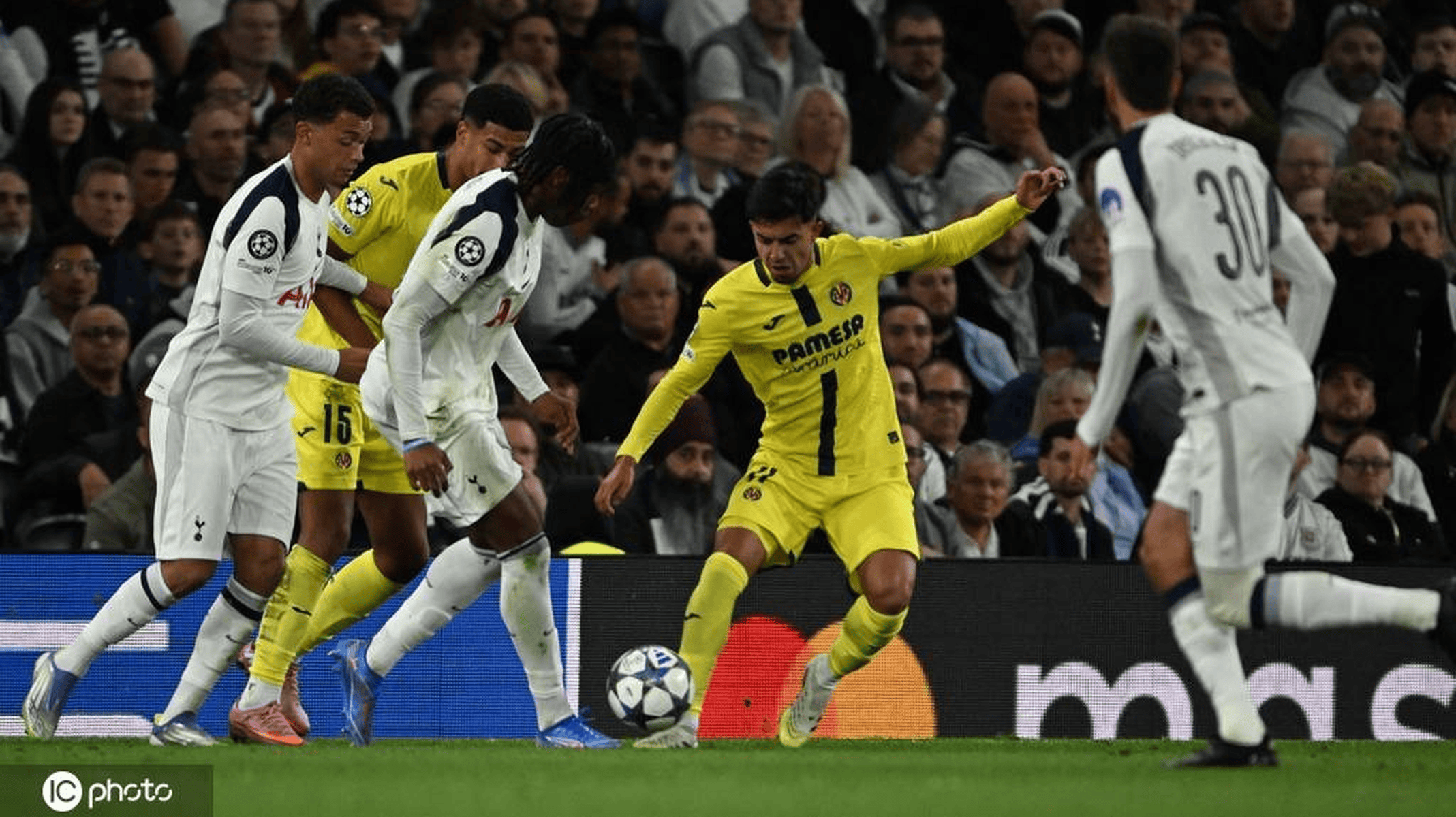 包含比利亚雷亚尔过关！雄心勃发的词条