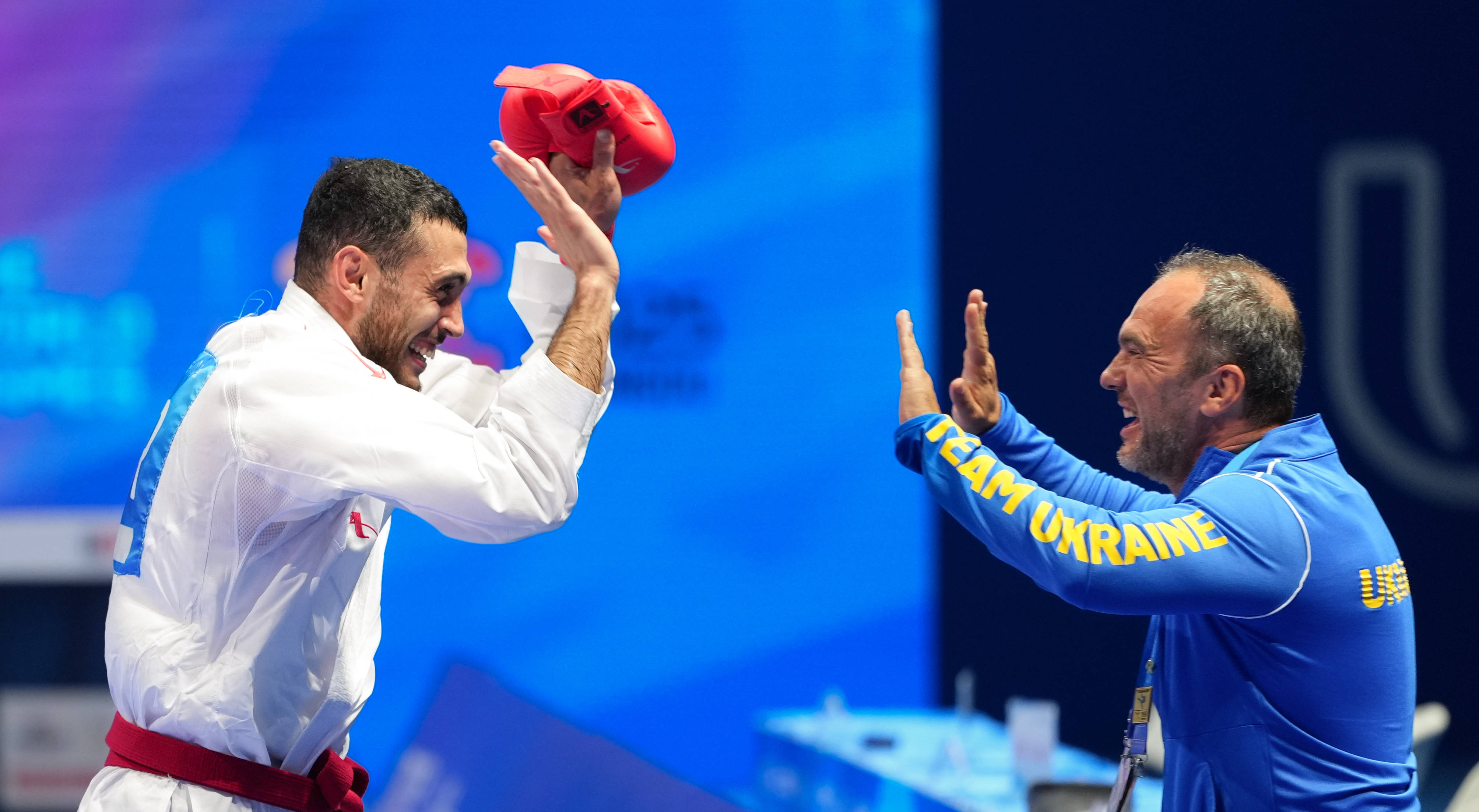 关于欧洲强手对阵赛场上演巅峰对决的信息 关于欧洲强手对阵赛场上演巅峰对决的信息