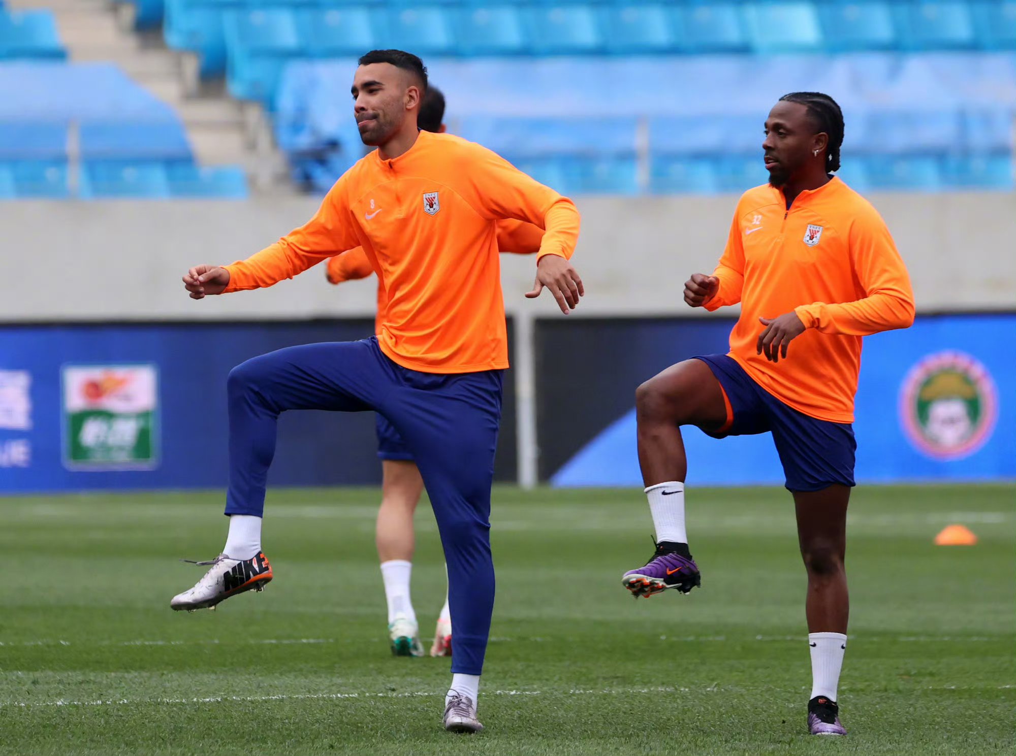 球队备战全力以赴，决胜关键时刻的简单介绍