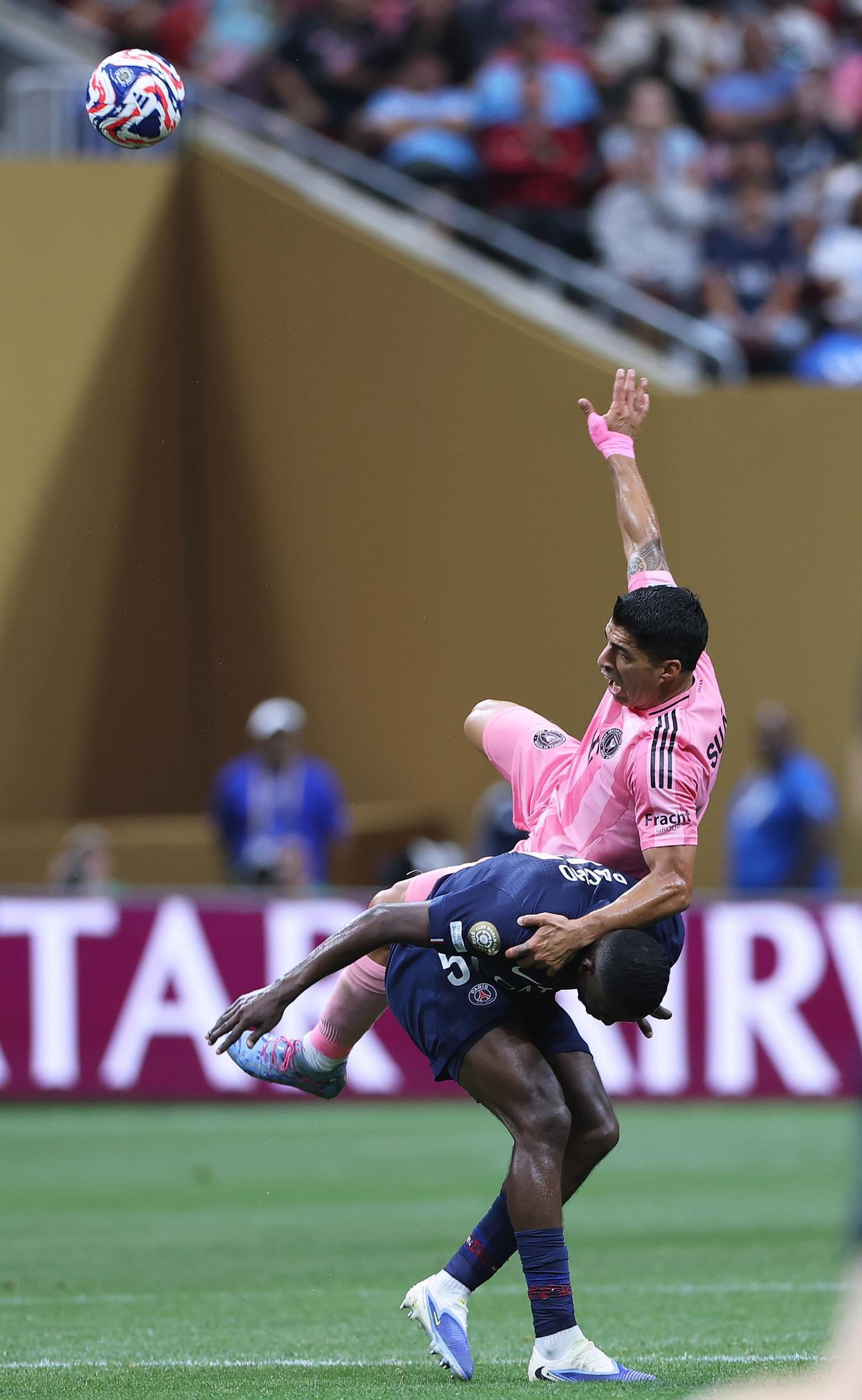 巴黎圣日耳曼逆转晋级下一轮的简单介绍